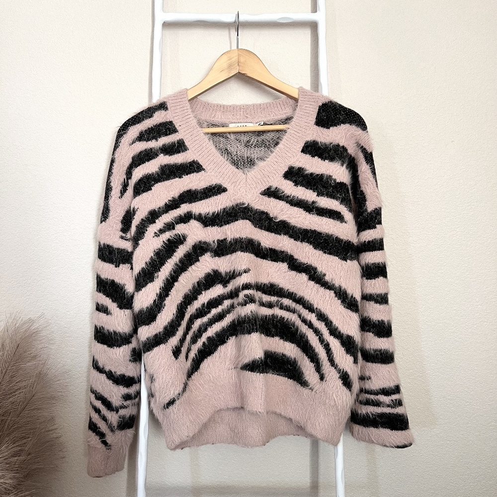 Pink Zebra Print Fuzzy V Neck Sweater M
